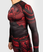 Rashguard Venum Nakahi maniche lunghe